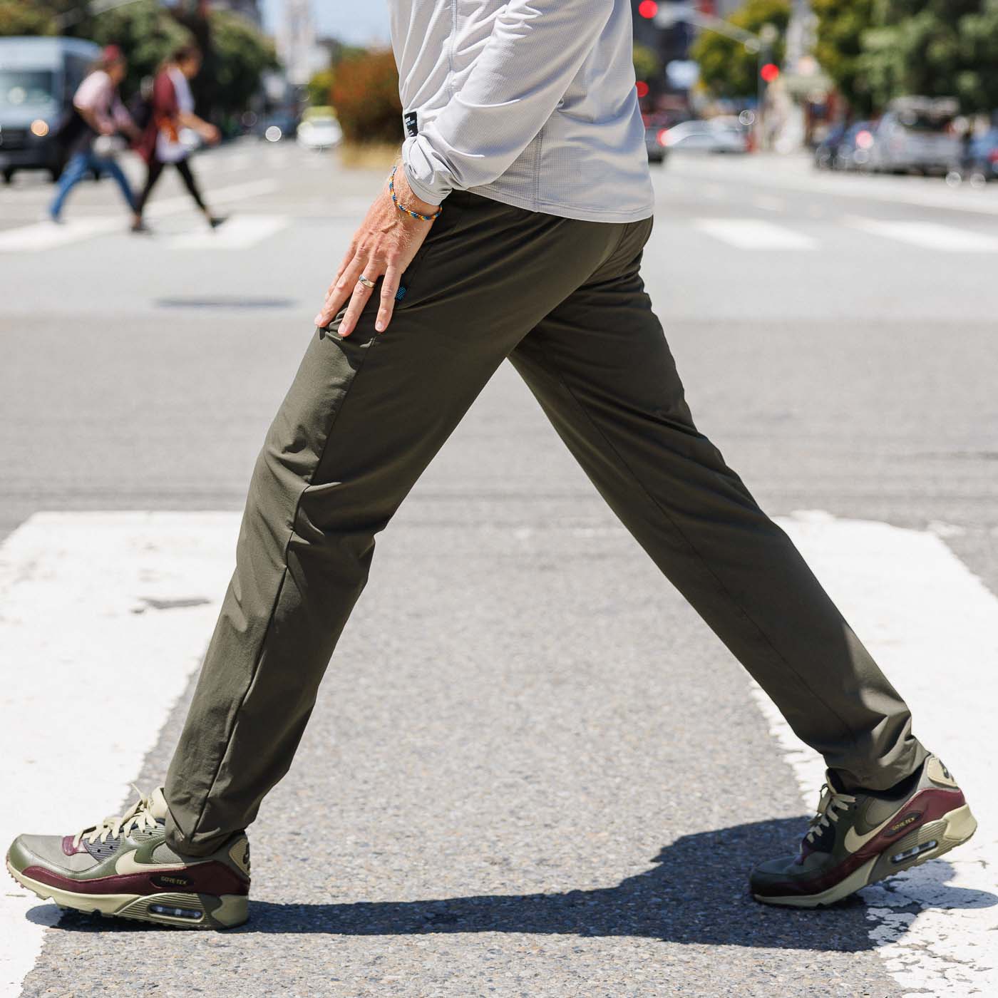 Men's Lightweight Mission Pants - Olive - Image 3