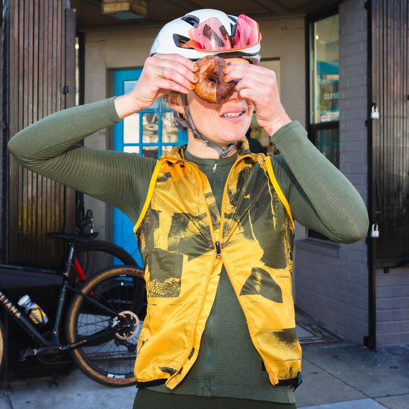 Women's Lightweight Vest - Clement Golden - Image 5