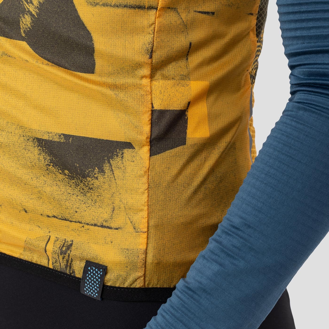 Women's Lightweight Vest - Clement Golden - Image 8